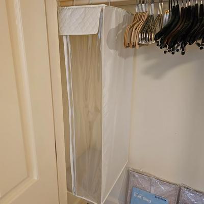 Clothes Storage Bags, Wood Hangers & More  (BR2-JS)