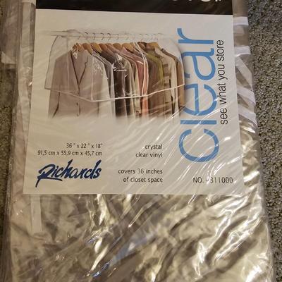 Clothes Storage Bags, Wood Hangers & More  (BR2-JS)