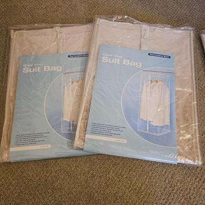 Clothes Storage Bags, Wood Hangers & More  (BR2-JS)