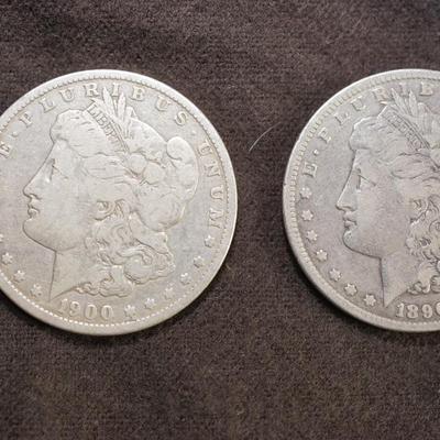 HISTORIC MORGAN DOLLAR SILVER DOLLAR COLLECTION INCLUDING 1890 CC  - FIVE COINS IN PRESENTATION BOX