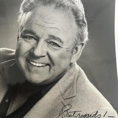 Archie Bunker Carroll O'Connor signed photo. GFA Authenticated