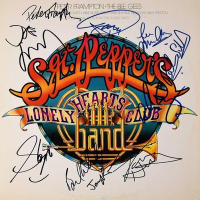 Sgt Pepperâ€™s Lonely Hearts Club Band signed album