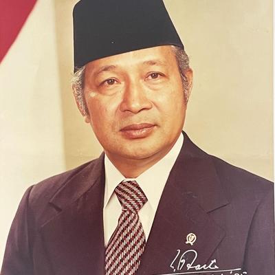 Indonesian president Sukarno signed photo