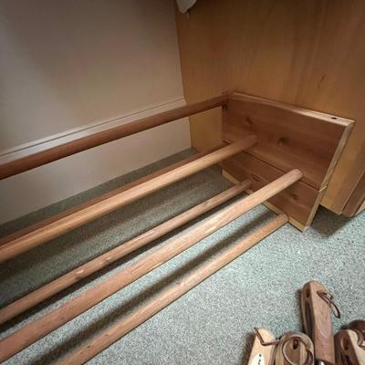 Eddie Bauer Cedar Shoe Rack, Shoe Trees & More (PC2-RG)