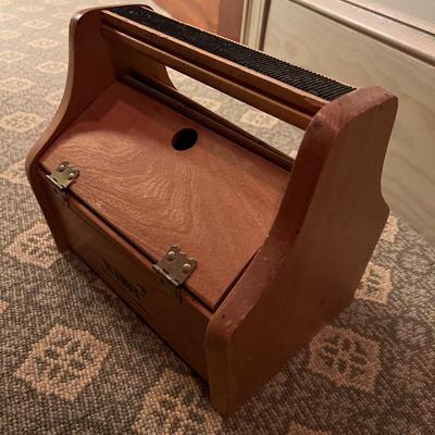 Eddie Bauer Cedar Shoe Rack, Shoe Trees & More (PC2-RG)