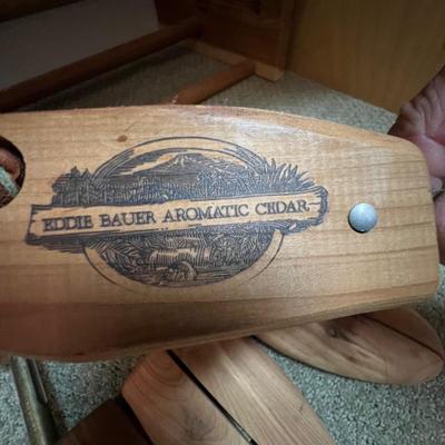 Eddie Bauer Cedar Shoe Rack, Shoe Trees & More (PC2-RG)