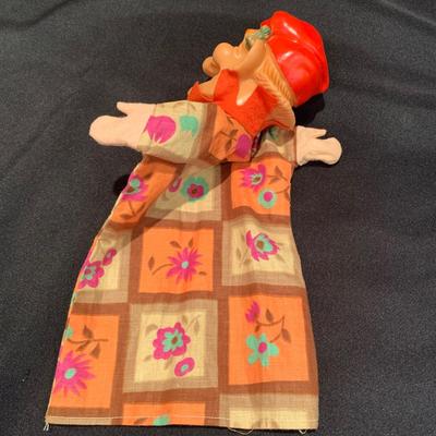 Fisher Price Circus Ring with Jester Hand-puppet and Curious George Books (UH-KW)