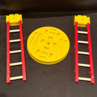 Fisher Price Circus Ring with Jester Hand-puppet and Curious George Books (UH-KW)