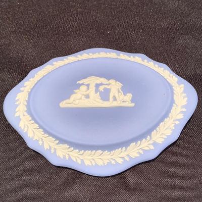 Wedgwood Jasperware (UH-KW)