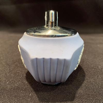 Wedgwood Jasperware (UH-KW)