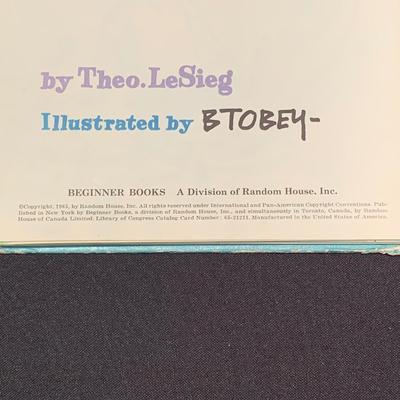 Selection of Dr. Seuss Books (UH-KW)
