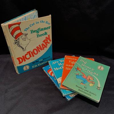 Selection of Dr. Seuss Books (UH-KW)