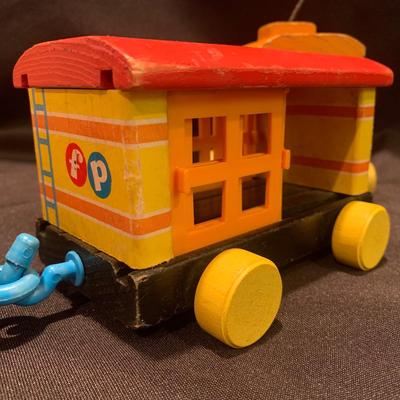 Vintage Fisher Price Toys (UH-KW)