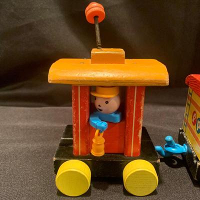 Vintage Fisher Price Toys (UH-KW)