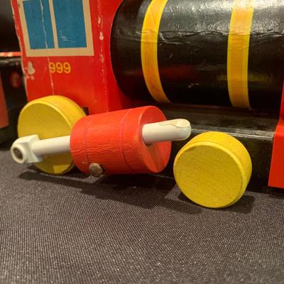 Vintage Fisher Price Toys (UH-KW)