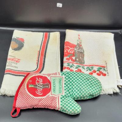 CocaCola Kitchen Linen Lot