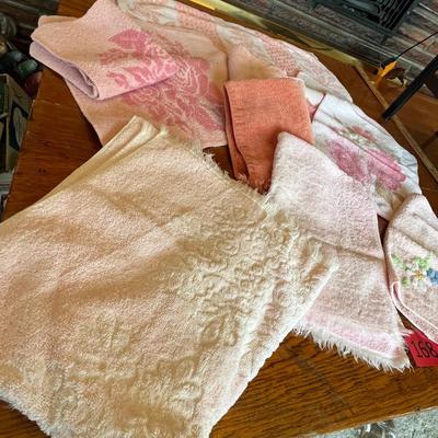 Pinks & Peach towels set