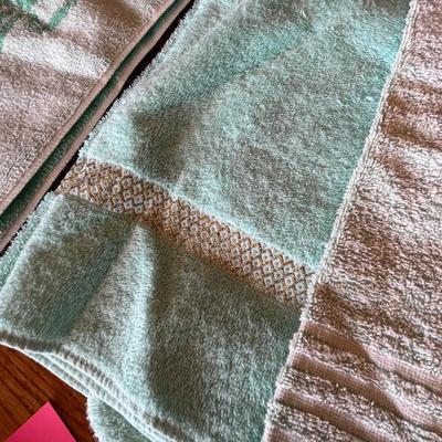 Vintage towels -Greens