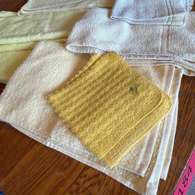 Lot of yellow towels