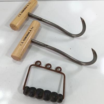Nice pair of C.S. Osborne & Co. Hay hooks and a Vintage handle