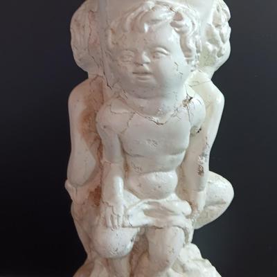 Cement cherub / angel pedestal