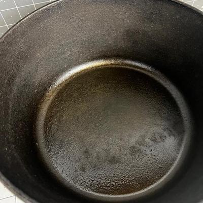 Lodge Cast Iron Dutch Oven 10" 