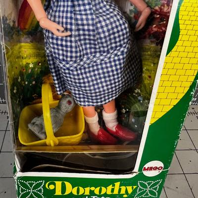 Wizard Of OZ Dorthey and Toto Doll, Includes Original Box 