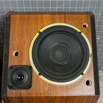 Bose 2.2 Bookshelf Speakers 