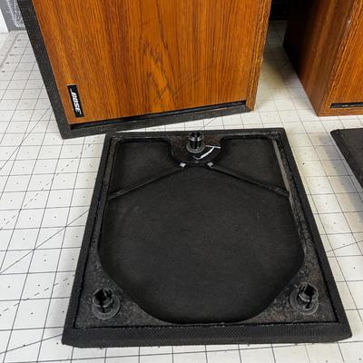Bose 2.2 Bookshelf Speakers 