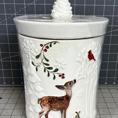 Better Homes & Garden Heritage Christmas Cookie Jar NEW 