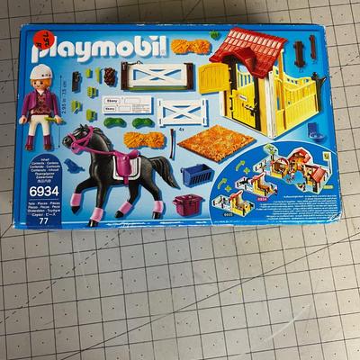 Playmobil Country NEW in the BOX Number 6934