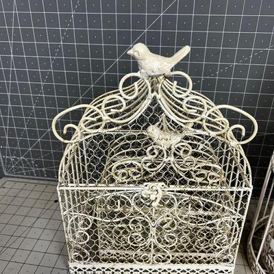(4) Total Round and Rectangle Bird Cages 