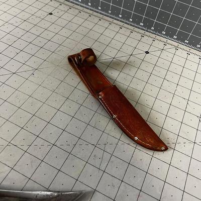 Western Fixed Blade Hunting Knife with Sheath