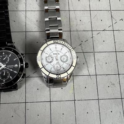 2 Fossil Watches Black & White 