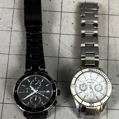 2 Fossil Watches Black & White 