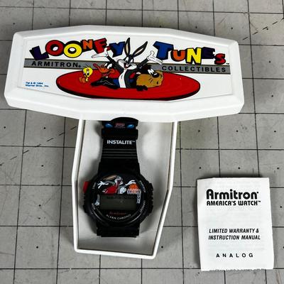 Looney Toons Digital Bugs Bunny Watch in Case