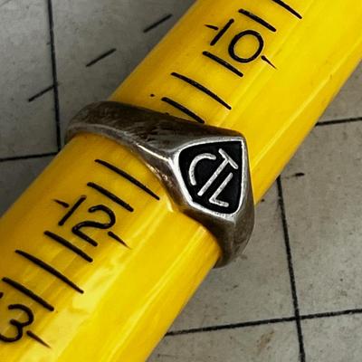 CTL (Choose the Left) 925 Silver Ring. 