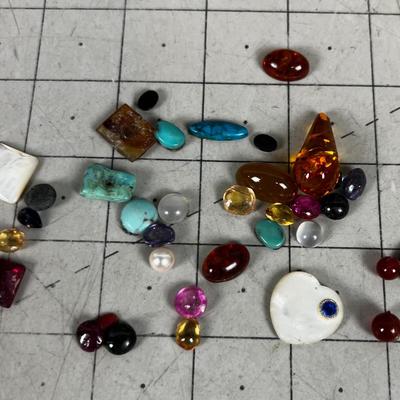 Pile of Semi Precious Stones, Amber, Cabochons etc. 