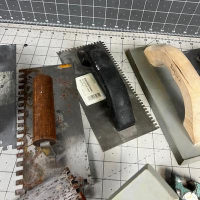 DIY   Tile Tools  (Great for the New Bathroom) 