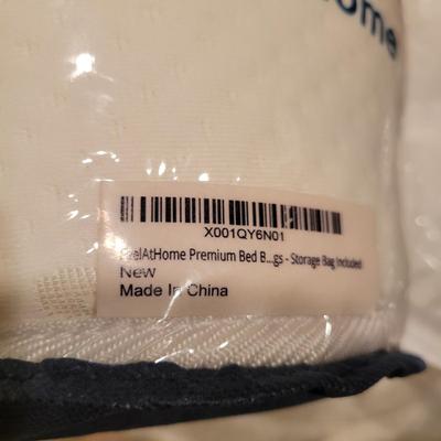 Wamsutta Twin Comforters, FeelAtHome Gap Filler and More (BR1-MG)