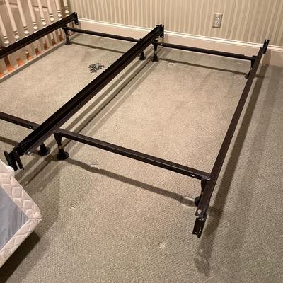 Wamsutta Twin Comforters, FeelAtHome Gap Filler and More (BR1-MG)