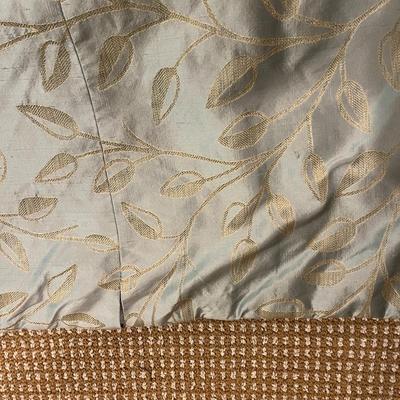 California King Bedspread & Sheets (BR-MG)