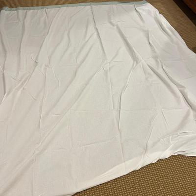 California King Bedspread & Sheets (BR-MG)