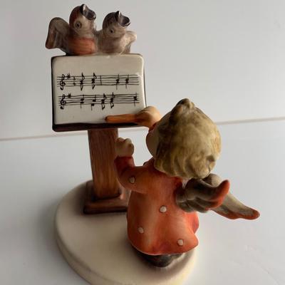 Goebel Hummel Girl with Song Book Birds Singing Lot 310