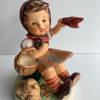 Goebel Hummel Farewell Girl with Basket