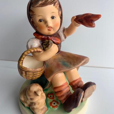 Goebel Hummel Farewell Girl with Basket