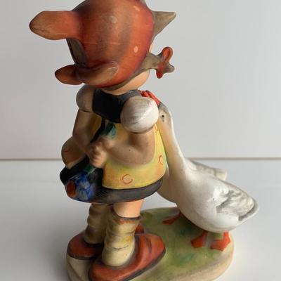 Hummel Girl with Two Swans