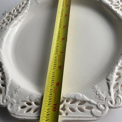 Vintage Leedsware England Lace Plate Classical Creamware