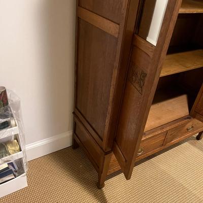 Armoire With Beveled Mirrors (BR-MG)