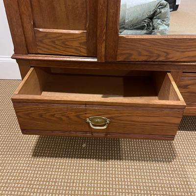 Armoire With Beveled Mirrors (BR-MG)